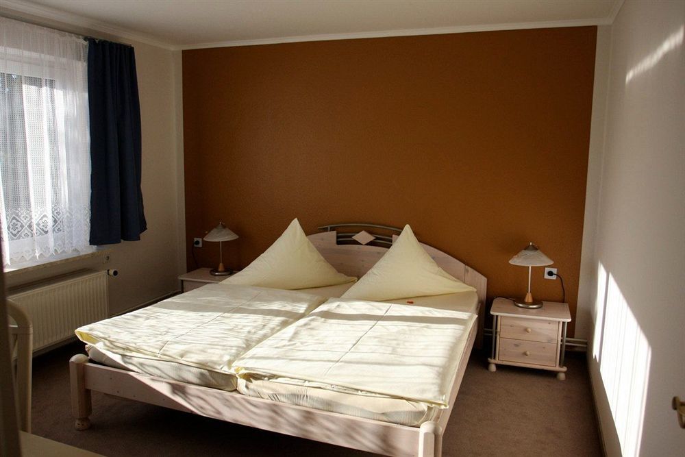 Das Hotelchen ลูเบค ภายนอก รูปภาพ